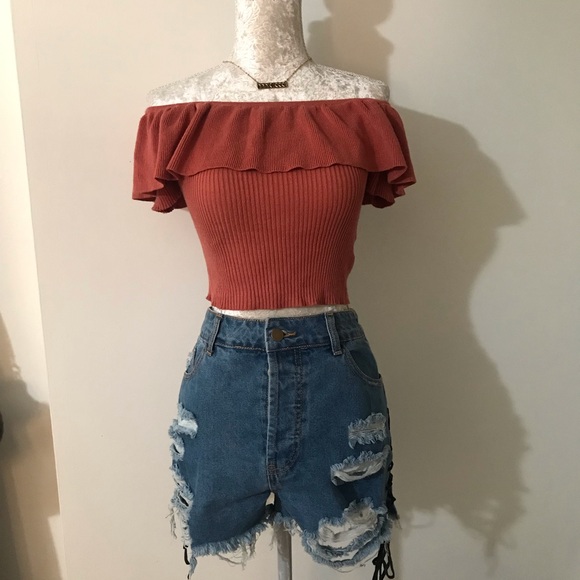 Forever 21 Tops - Off The Shoulder Ruffle Crop Top